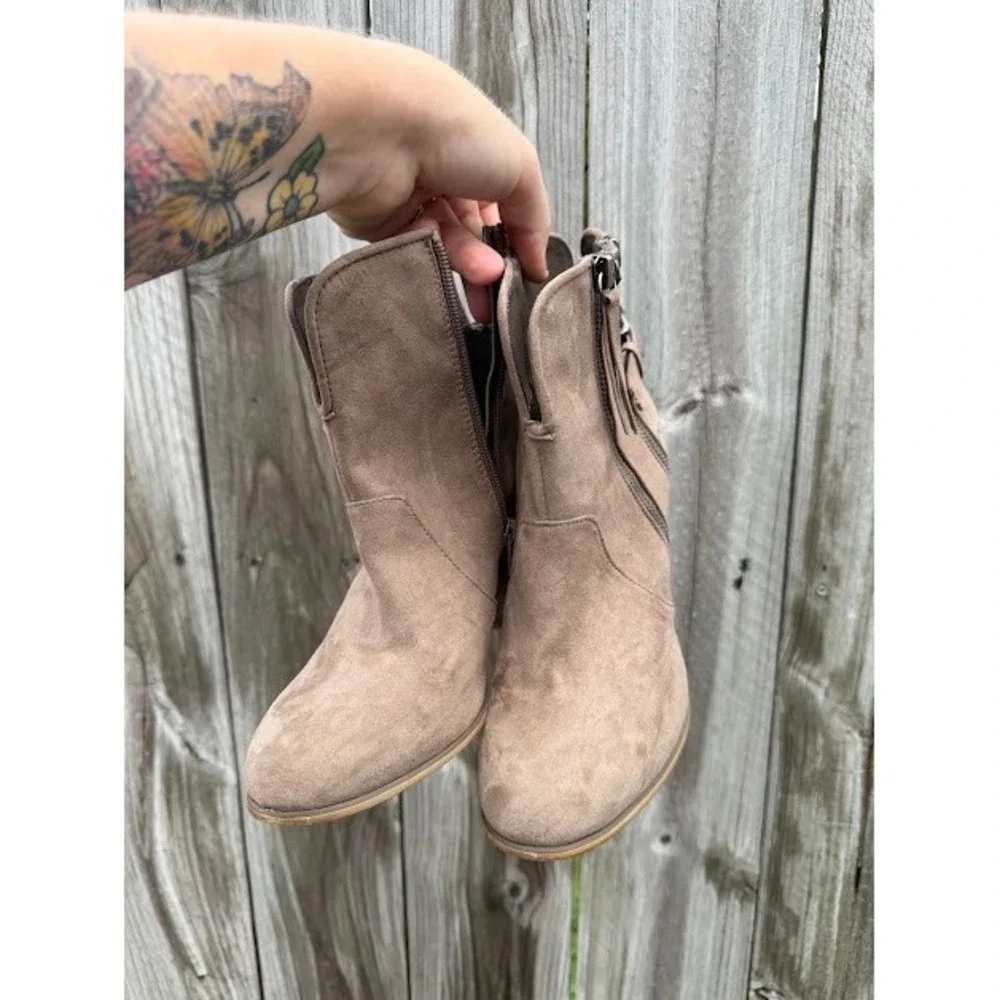 Western Boho Carlos by Carlos Santana Ankle Boots 7.5 Taupe Madera Block Heel